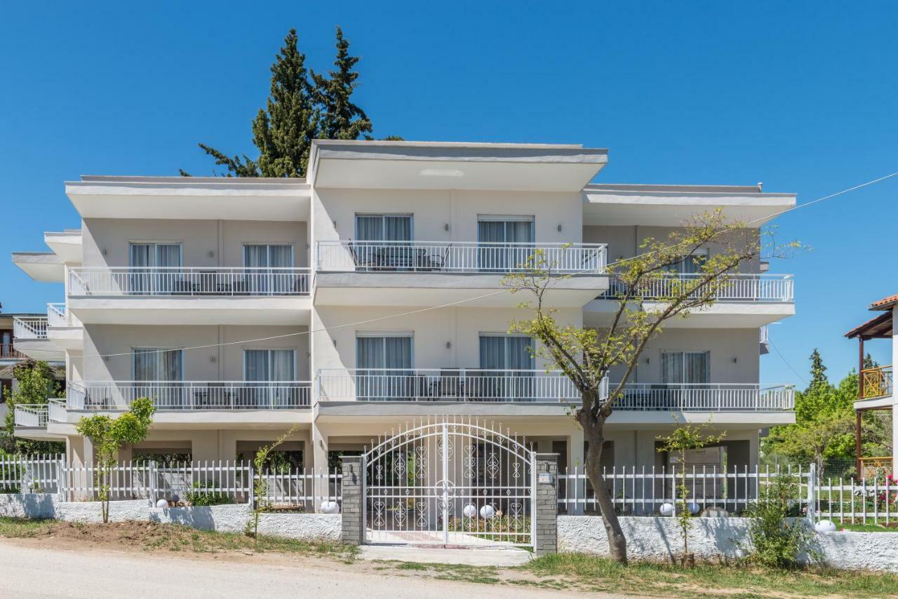 Georgalas Rest Apartments Nea Kallikrateia Eksteriør bilde